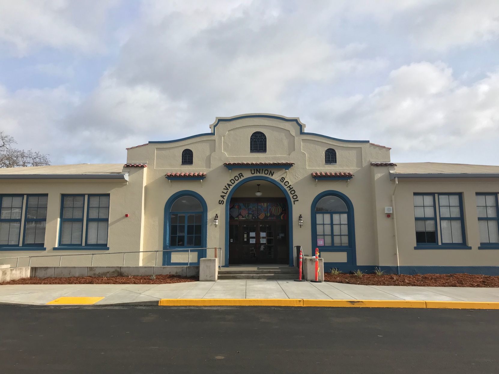 River Middle School and Salvador signage on campus